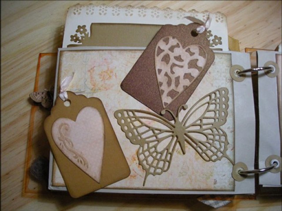 MINI-ALBUM SCRAPBOOKING avec couverture en acrylique  avec scrapaganza.fr