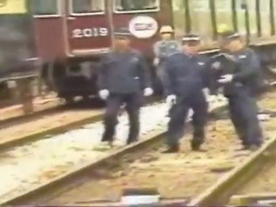 阪急六甲駅（構内）列車衝突事故