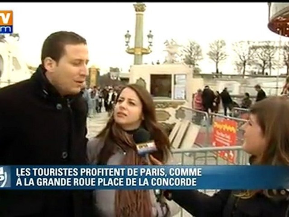 Les touristes profitent des vacances de Noël po...