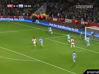 C15_Ars_Mancity_30_11_2011