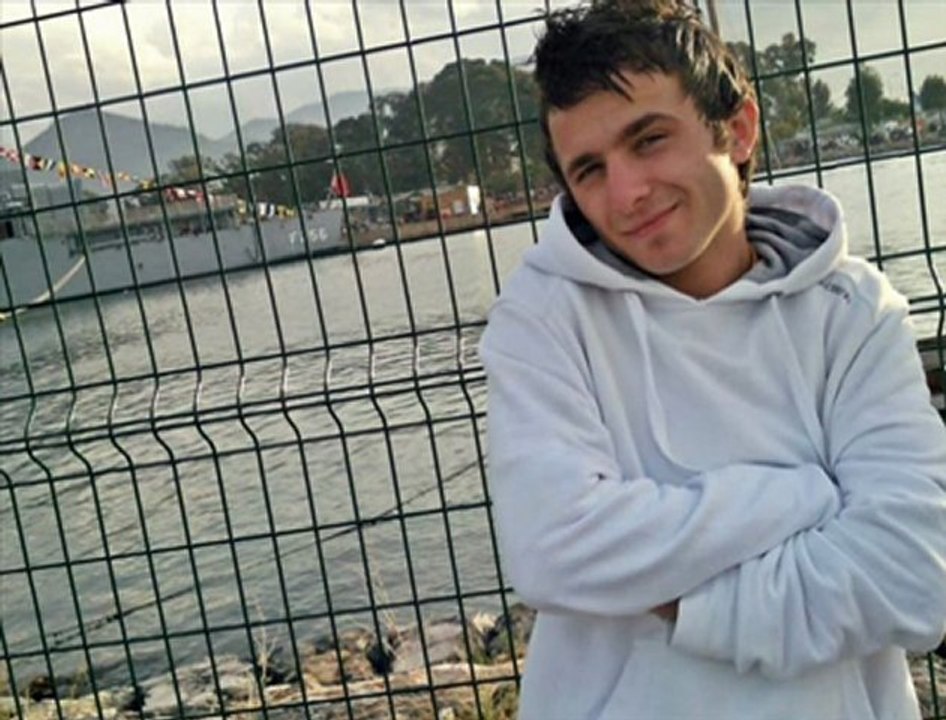 gözlerimden yağmur akıyor