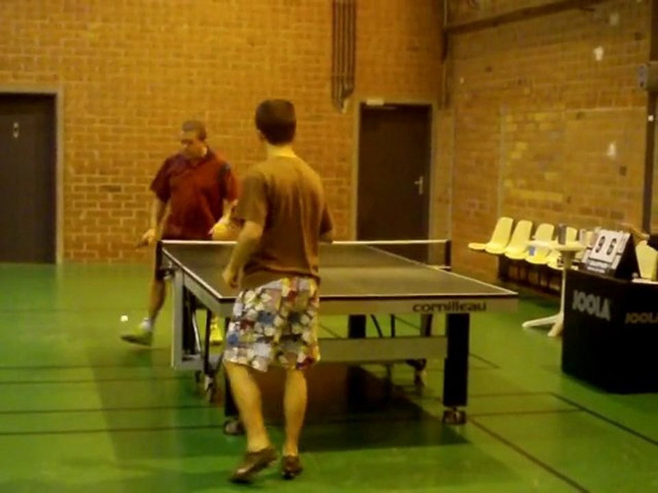 Match amical : Equipe 1 (Yann,arnaud,momo2,Thierry,lio,aurel) contre équipe 2 (Rico,franck,gilles,clement,momo,Jp). 14/10/2011.