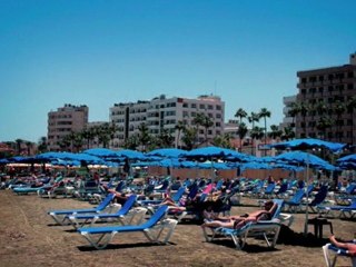 Larnaca, Chypre: Plages, Conflits et Paysages 🌅