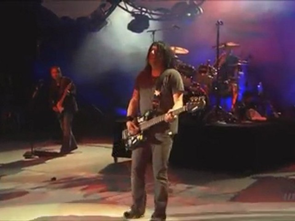 Goo Goo Dolls - "Black Balloon" Live At Red Rock 2007