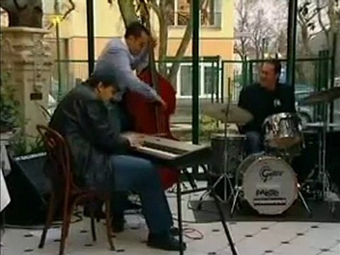 Bolla Quartet - Giant Steps. with Robert Lakatos