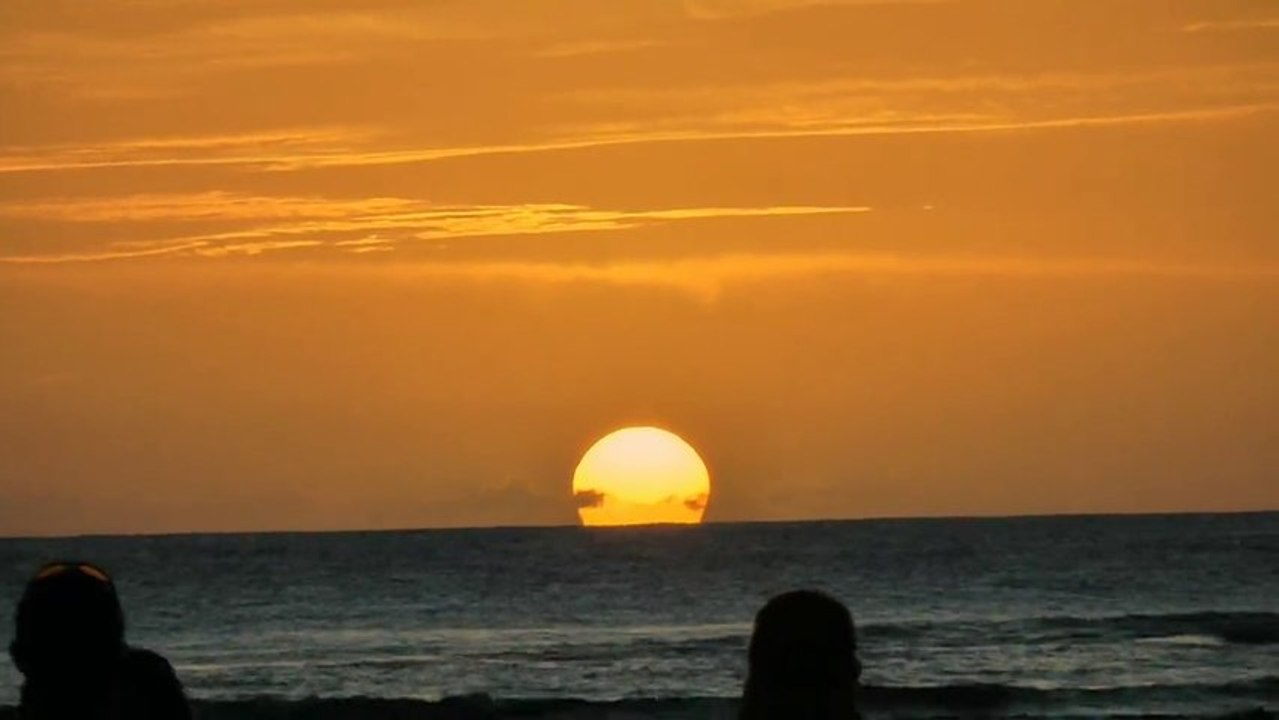 Days 30&31, American/Around The World Tour 2011 -Honolulu, Hawaii