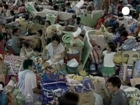 Aux Philippines, 10 jours après les inondations, le...