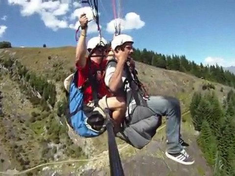Mathias décollage en parapente janvier 2009 ile du sud vidéo 1