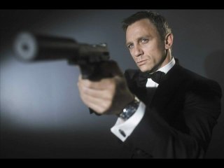 Daniel Craig Loves Playing James Bond - Hollywood News
