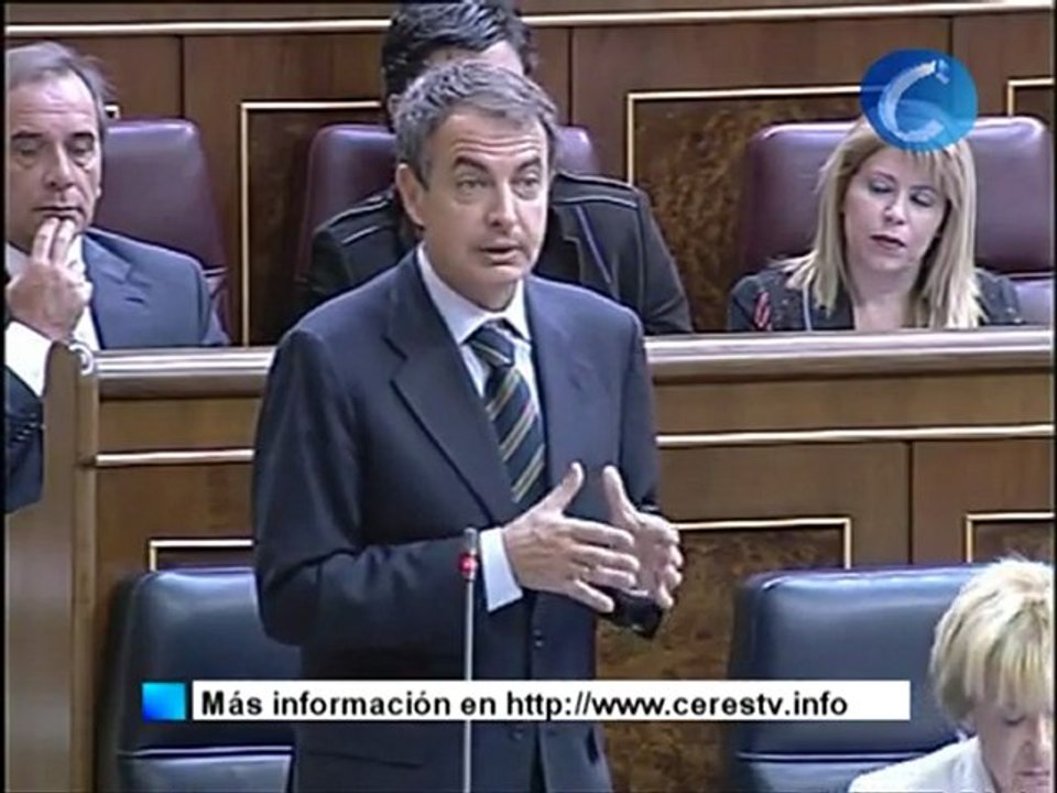 Zapatero podría reducir el número de ministerios