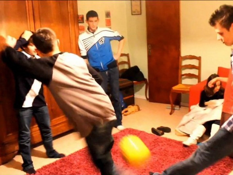 les cousins en folie brésilienne foot