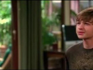 Watch Two And A Half Men s09e09 Frodo's Headshots