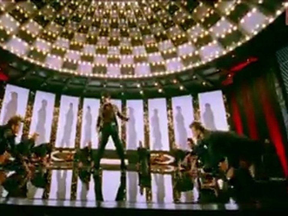 Idhayathai Kollaiyittey Zaraa Dil Ko Thaam Video Song ThanAruvy.com