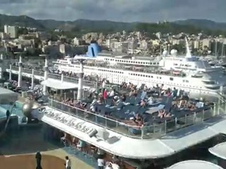 The lift to deck 18 on norwegian epic22102011279