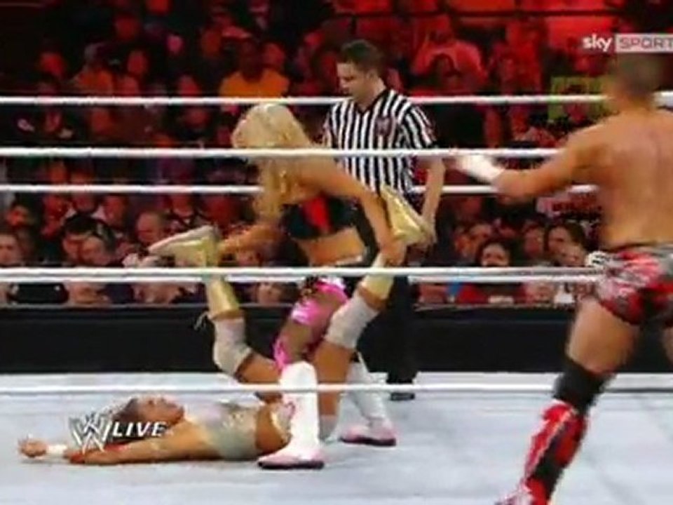 WWE RAW 12/26/11 Part 3 *HQ* DesiFunz.net