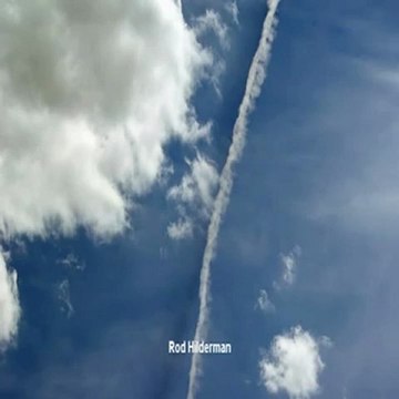 chemtrails. Photos faux avions - Exposing Shapeshifting UFOs