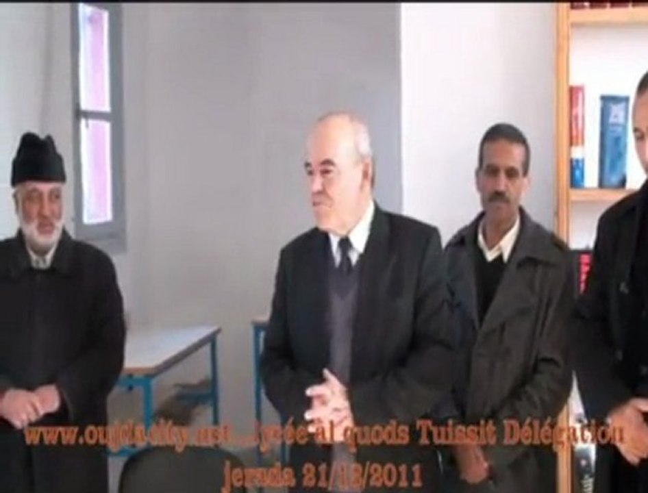 القافلة الاعلامية في زيارة لثانوية القدس التأهيلية بتويسيت نيابة جرادة ، رفقة النائب الاقليمي السيد عمراوي  لمعاينة التدفئة المركزية