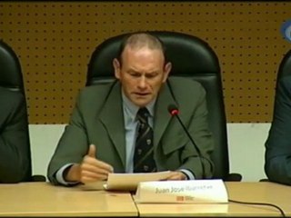 Ibarretxe: "El conflicto vasco tiene solución y reside en dar la palabra a la sociedad"