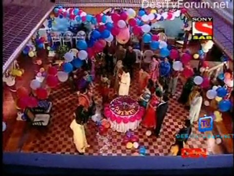Chintu Chinky Aur Ek Badi Si Love Story - 28th December 2011 pt3