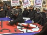 South Koreans mourn Kim Jong-il