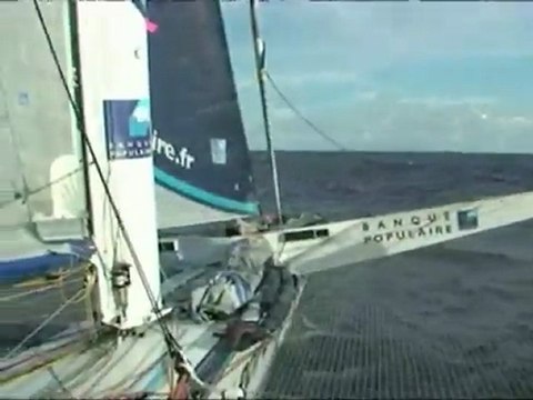 Trophée Jules-Verne: 1100 milles d'avance pour Banque Populaire V