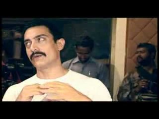 Aamir Khan Celebrates - Lagaan - Decade Run