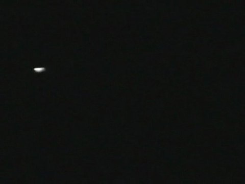 (UFO) Sphère lumineuse (foret d'allogny 18110) Septembre 2011.