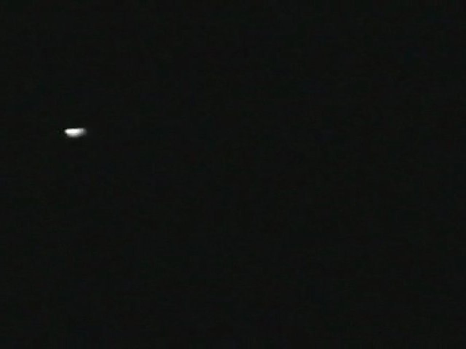 (UFO) Sphère lumineuse  (foret d'allogny 18110) Septembre 2011.