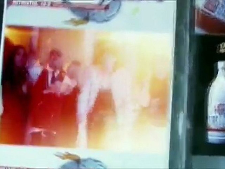 DJ Earworm - Party on the Floor (Capital FM Summertime Ball Mashup) (Full HD)