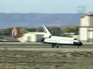 Ъ - Шаттл Endeavour успешно приземлился