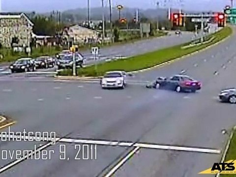 Une série de cartons pour alerter sur le respect du feux rouge