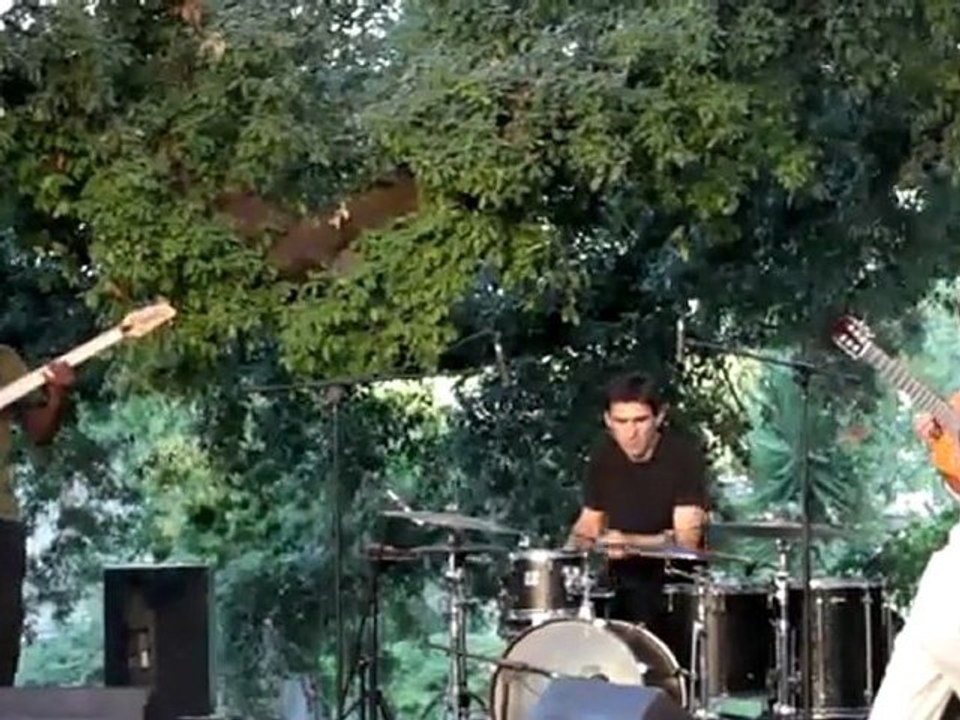 Jean-Claude Cintas invite Kader Fahem Trio lors du Fès Jazz in Riad Festival 2009 (Maroc),