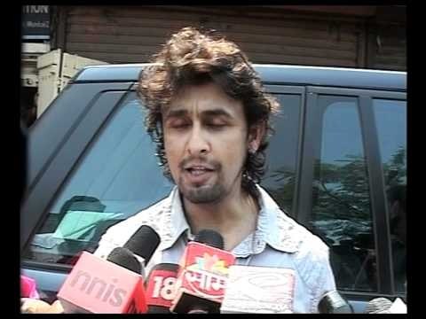 Sonu Nigam, Shaan & Kailash Kher at Ghazal Maestro Jagjit Singh's Funeral