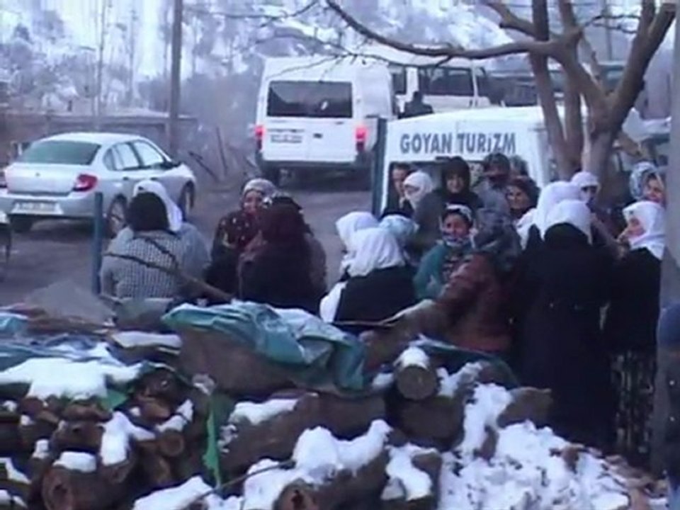 Turquie: 35 Kurdes tués, l'armée annonce avoir visé le PKK