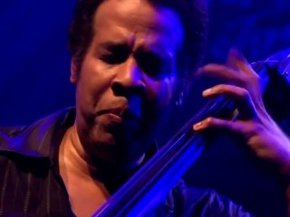 RETURN TO FOREVER - El Bayo De Negro (Stanley's Solo)