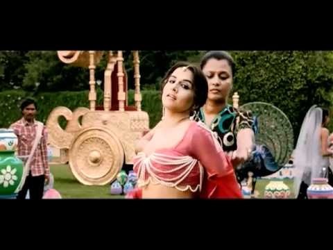 Bollywood Icon - Jeetendra on The Dirty Picture - Exclusive Interview