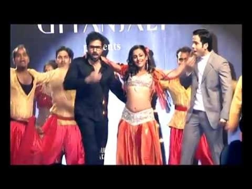 Tusshar, Vidya & Emraan Promote 'The Dirty Picture' In Delhi