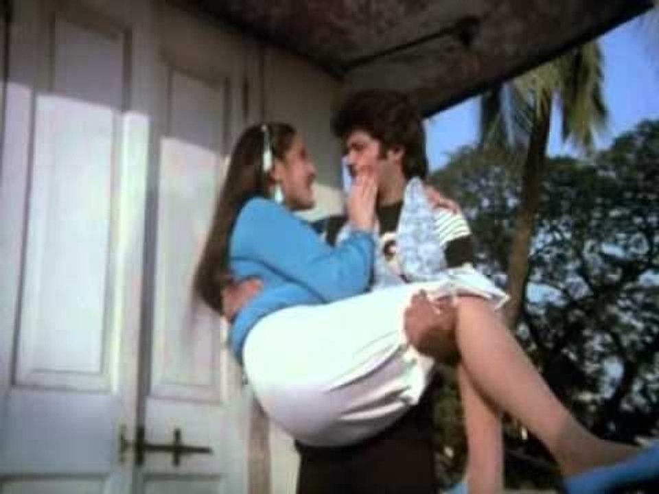 Tuk Tuk Tuk Pyaar Karungi - Saaheb - Anil Kapoor & Amrita Singh