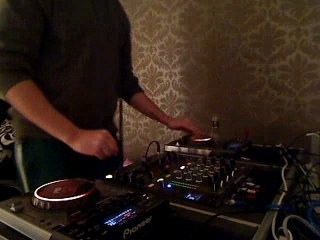 DJ-BiNAY --BEST TRACKS OF 2011 MIX--