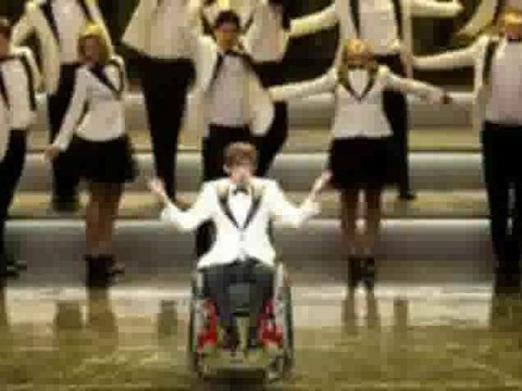 Watch Glee S03E08 - Hold On To Sixteen