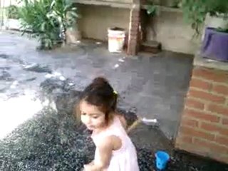 Chiara fait le menage