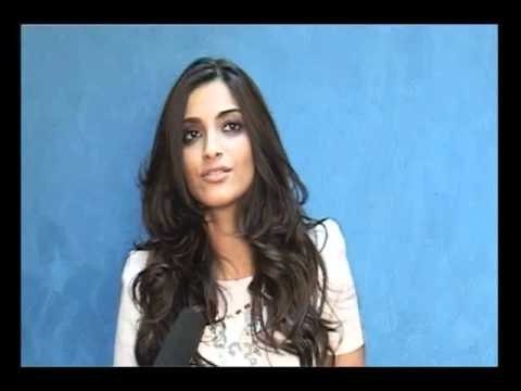 'I'm Looking Forward To Working With Khans': Sonam Kapoor EXCLUSIVE