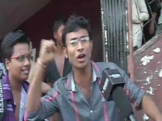 Don 2 First Day Review 🎬