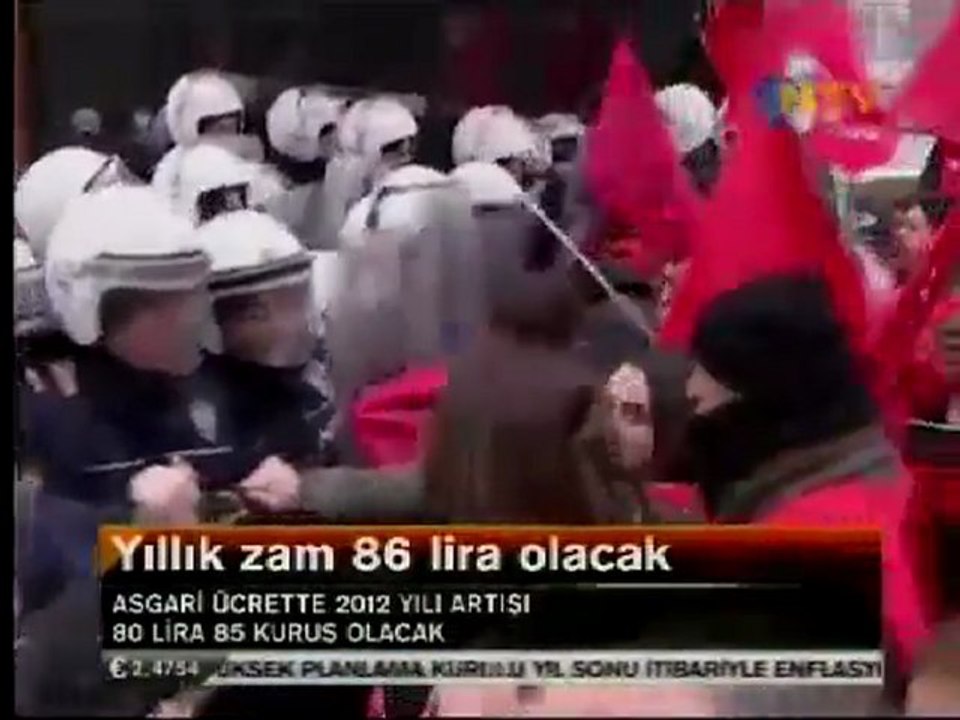 Çalışma Bakanlığı önünde asgari ücret protestosu_ntv