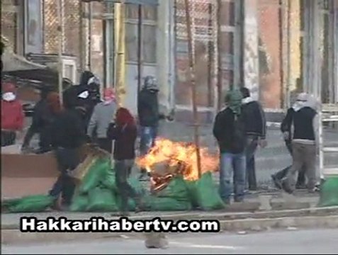 Şırnak'a destek yürüyüşünde olay çıktı