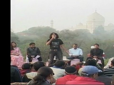 Dost Hai (Girl I Loved You) - Music Launch - Ekk Deewana Tha - Live Performance