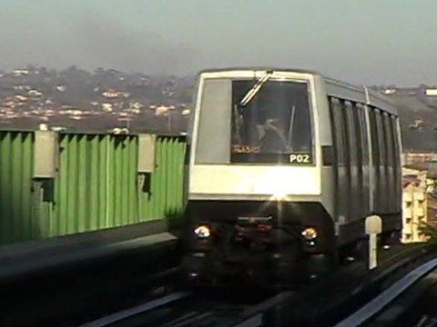 Rames VAL206 et VAL208 à la station Jolimont sur la ligne A du métro de Toulouse