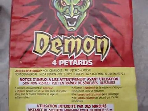 Petite réserve de fusées, pétards