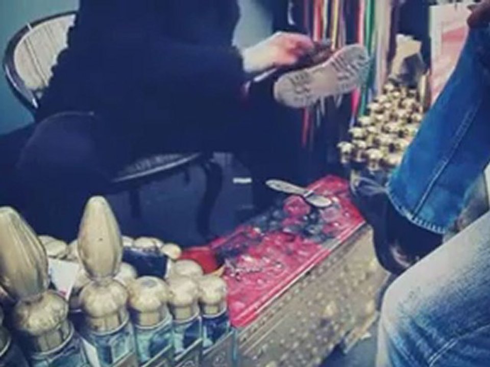 İstanbul sokak seslerinden yeni yıl şarkısı - Www.guLsea.CoM