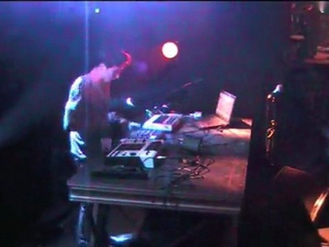 Superpoze live @ Montmartin s/mer - Réveillons-nous! - 30 décembre 2011